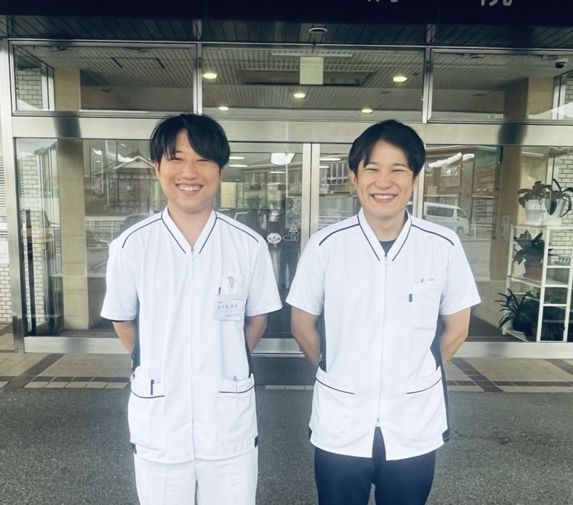 看護師2名の写真